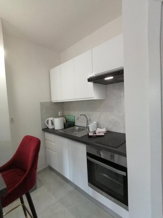 Leona Apartment Vidikovac, Pula Exterior foto